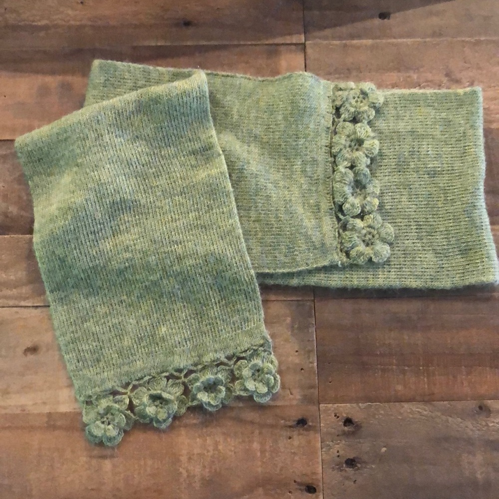 Wool scarf hand made- never worn